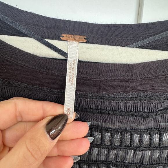 Free People Women's Black Mesh Insert Roxie Long Sleeve Hi-Low Top, Size M, GUC - Picture 5 of 10